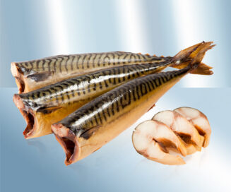 Makrelen (Scomber scombrus), uitgenomen, zonder kop, gezouten, koudgerookt.