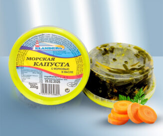 Seaweed salad with carrots