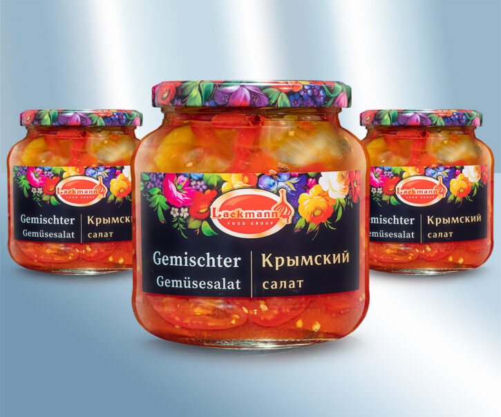 Салат "Крымский" с помидорами, с хрустящим солёным огурчиком и перчиком с нерафинированным подсолнечным маслом