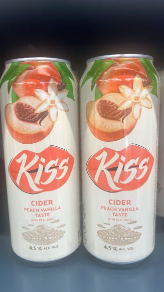 Сидр Kiss со вкусом персика и ванили «Kiss».