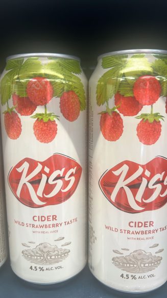 Сидр Kiss Wild Strawberry Taste «Kiss».